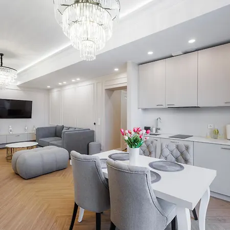 Baltyk Miedzyzdroje, Basen, Sauna 2,3,4 Os Z Jacuzzi * 미엥지즈드로예