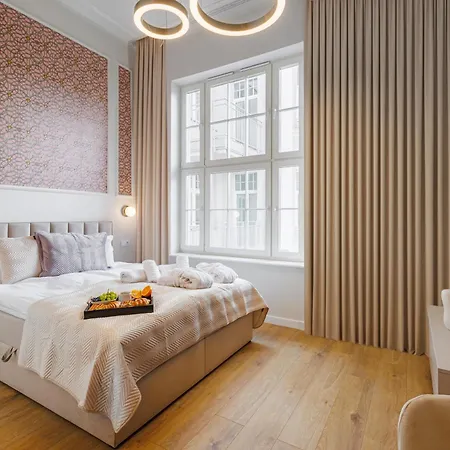 Baltyk Miedzyzdroje, Basen, Sauna 2,3,4 Os Z Jacuzzi شقة مينززدرويه
