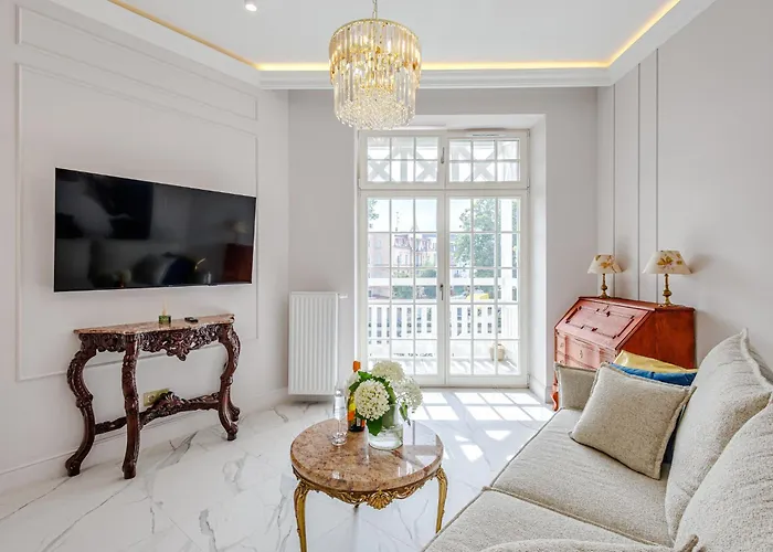 Baltyk Miedzyzdroje, Basen, Sauna 2,3,4 Os Z Jacuzzi 미엥지즈드로예